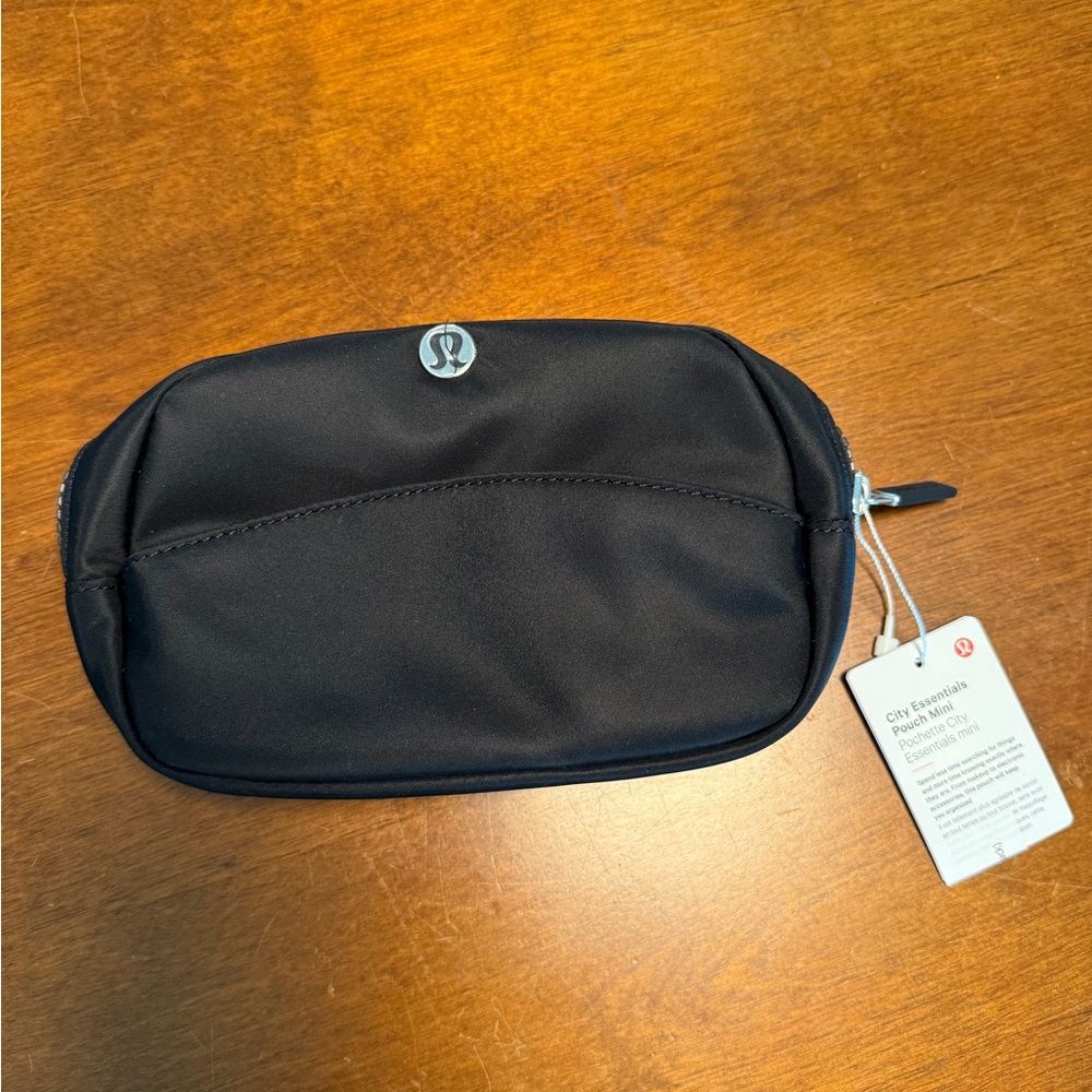 lululemon Black City Essentials Bag